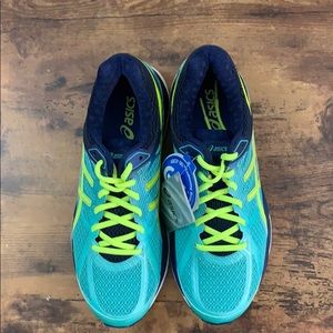 Women’s Asics Running Shoes Size 9